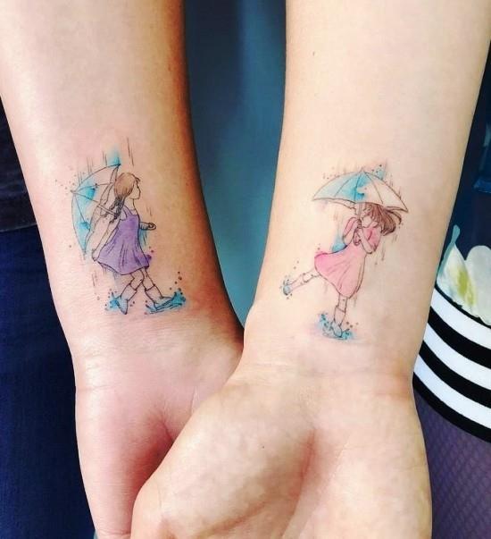 170 idées et inspirations créatives de tatouage de frères et sœurs dansant sous la pluie fille soeur