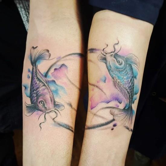 170 idées et inspirations créatives de tatouage de frères et sœurs cercle coloré de poisson koi