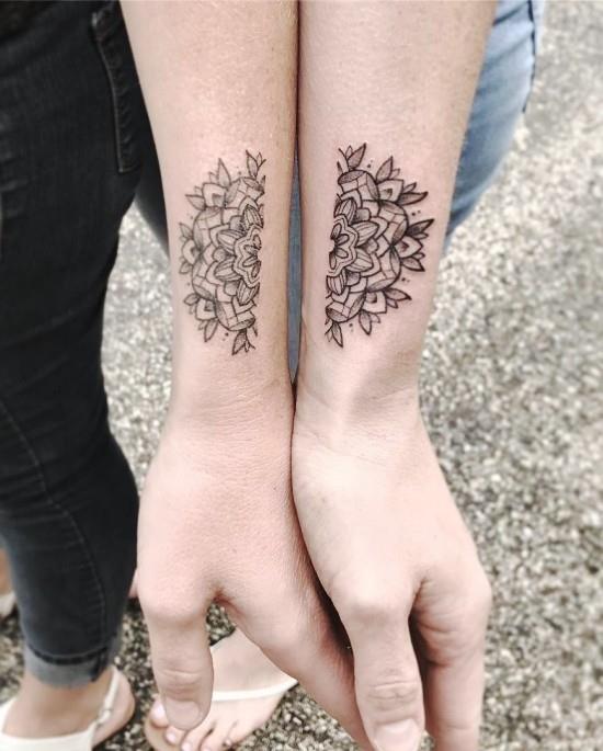 170 idées et inspirations créatives de tatouage de frères et sœurs divisent les moitiés de mandala