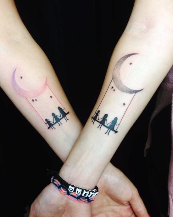 170 idées et inspirations créatives de tatouage de frères et sœurs lune et balançoire trois filles