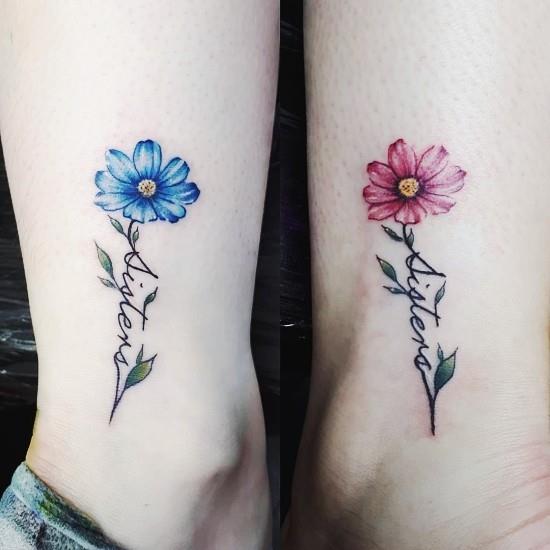 170 idées et inspirations créatives de tatouage de frères et sœurs fleurs de soeur bleu rose