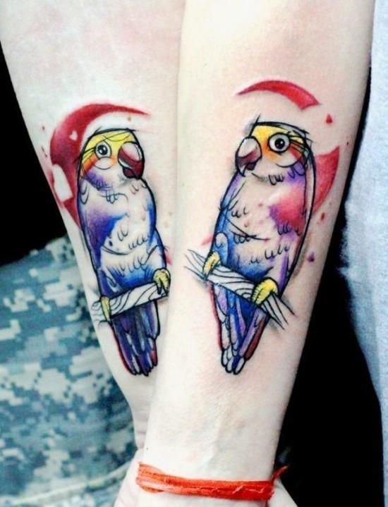 170 idées et inspirations créatives de tatouage de frères et sœurs deux soeur colorée de perroquet