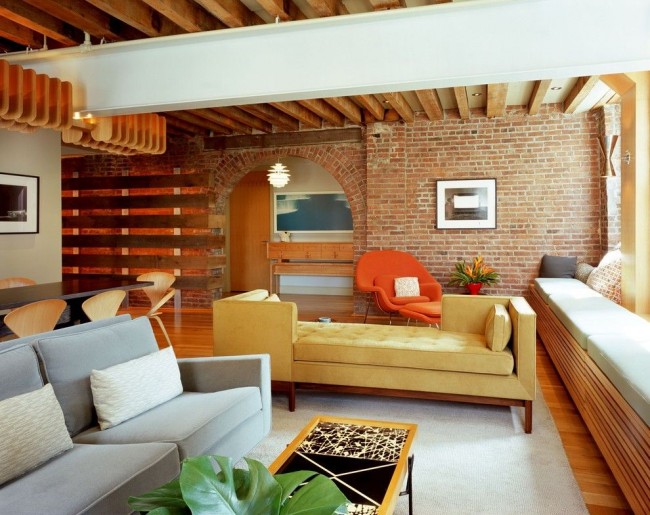 Obývací pokoj s loftovým obloukem