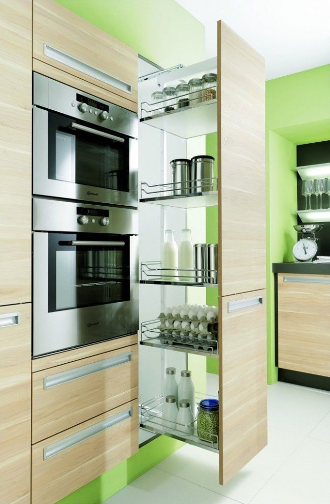 Moderní kuchyňský nábytek by měl být funkční a kompaktní