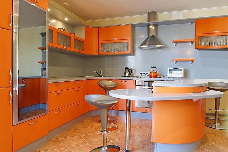 مطبخ برتقالي 15 متر مربع. - تصميم داخلي
