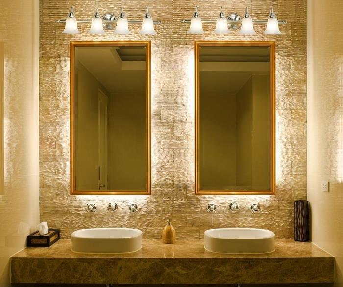 Eclairage miroir salle de bain carré illuminé
