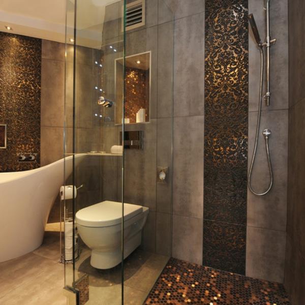 Brokatowe płytki łazienkowe z metalowym szklanym prysznicem