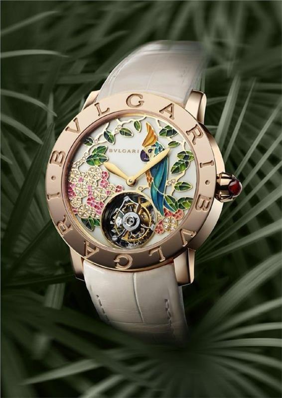 Montre femme Bulgari design montre femme en or rose