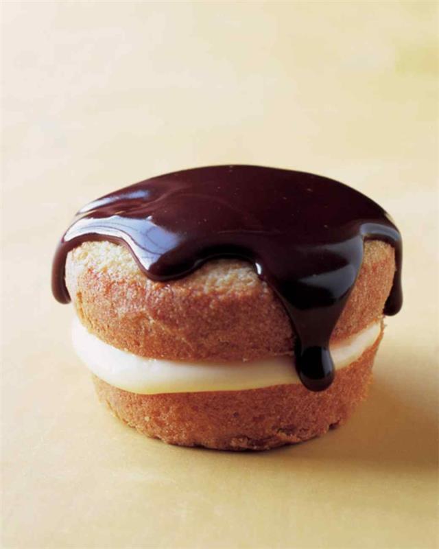 Recette de cupcakes faites vous-même de petites tartelettes avec une garniture au chocolat