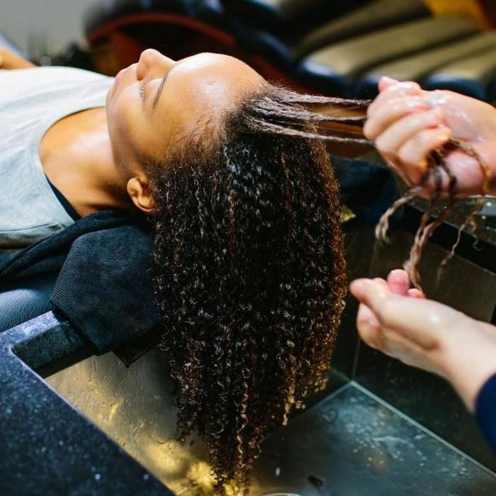 Méthode des produits de la méthode Curly Girl