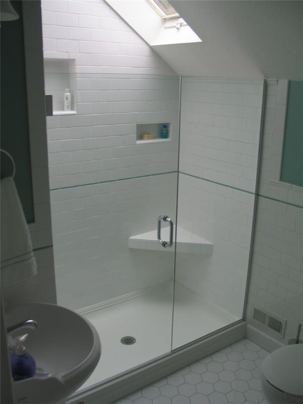 Ameublement étage grenier mini grenier design salle de bain appartement