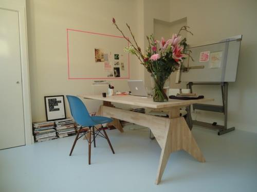 Ruban décoratif fleurs bureau table de bureau chaise en bois