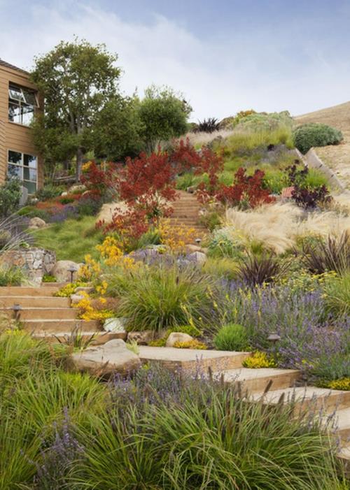 Faire le jardin fleurs bon marché escaliers colorés à l'extérieur de la zone