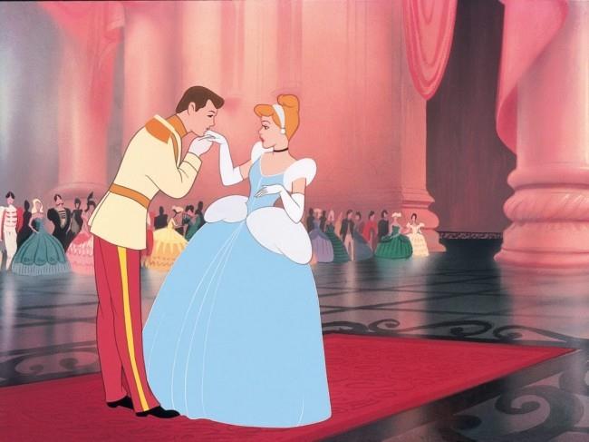 To wszystkie nadchodzące remake Disney Prince Charming ze Śpiącej królewny