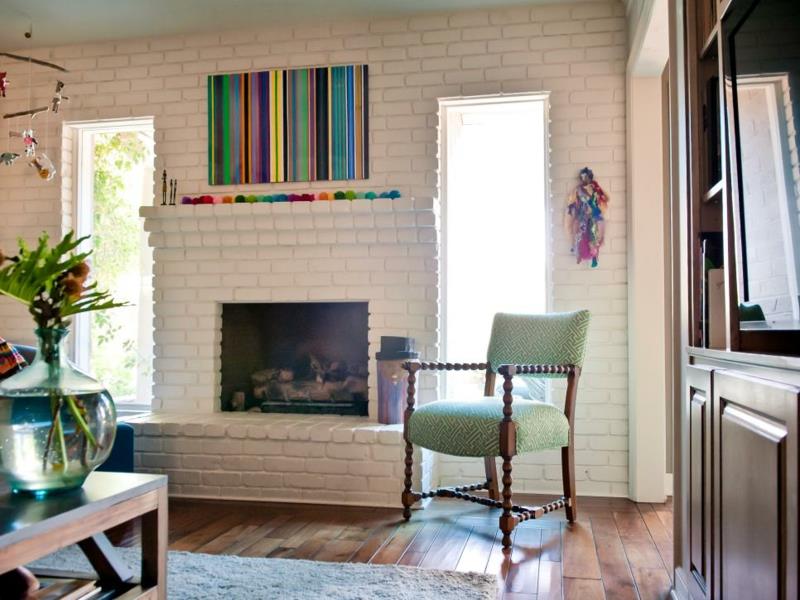 Pomysły na umeblowanie aranżacja ścian salonu kolory tęczy dekoracja kominka