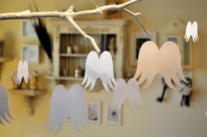 Tinker anielskie skrzydła z papierowym talerzem majsterkowicza z papierową dekoracją