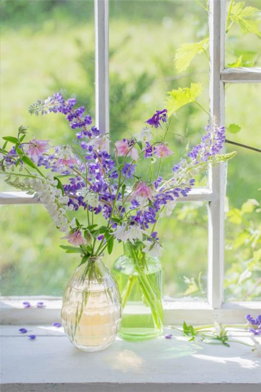 Décorer le rebord de la fenêtre pour l'été - des idées fraîches pour chaque intérieur idées de fleurs estivales déco
