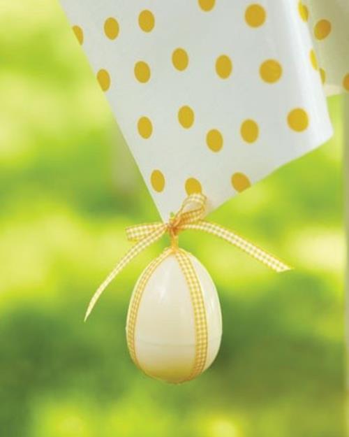 Świąteczne pomysły na dekoracje Wielkanocny żółty papier w plamki