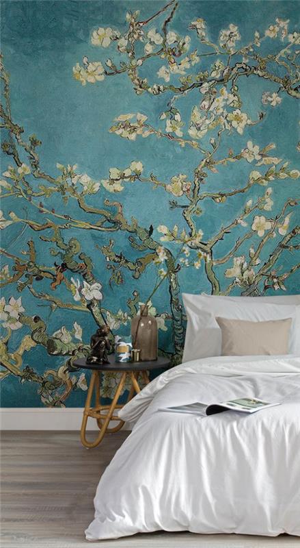 Wiosenna dekoracja z tapetą z kwiatami wiśni niebiesko-zielone tło białe kwiaty w sypialni