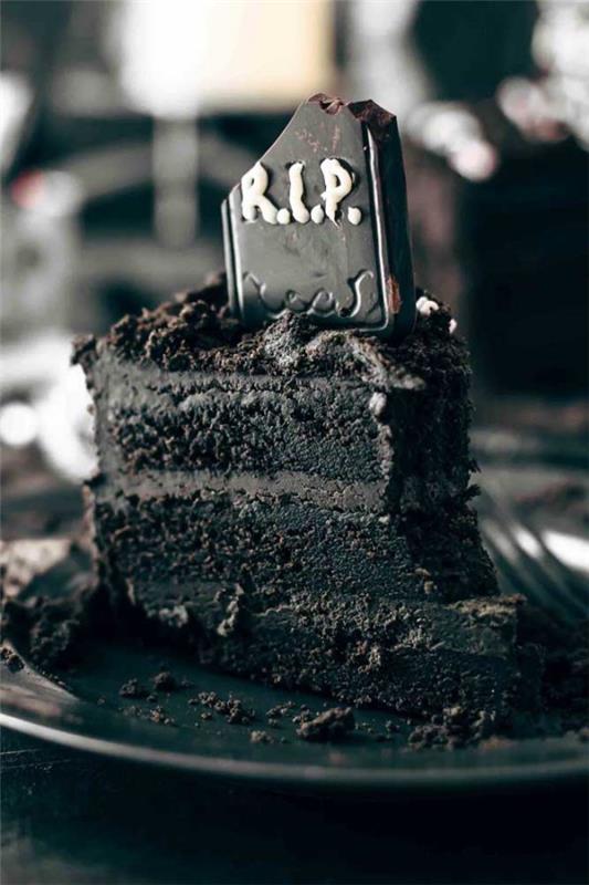 Ciasto na Halloween pyszny kawałek