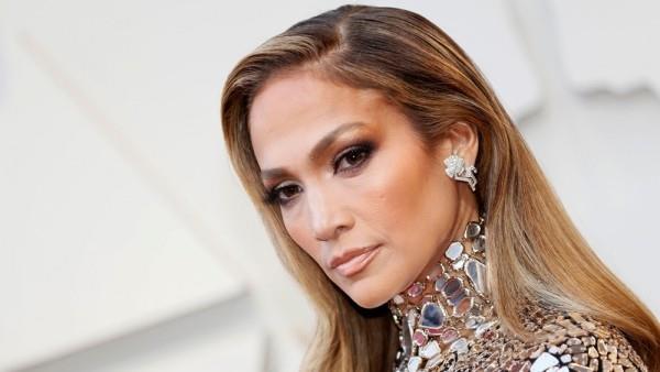 Jennifer Lopez 50 lat idealny wygląd powodzenia jako piosenkarka
