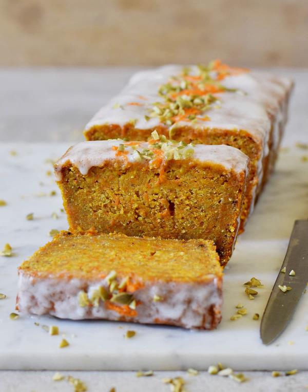 Gâteau aux carottes bon appétit faible en calories et délicieux