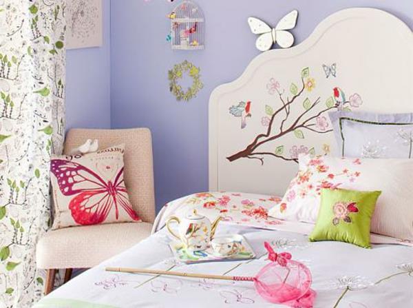 Têtes de lit pour lits fleurs printanières fraîches