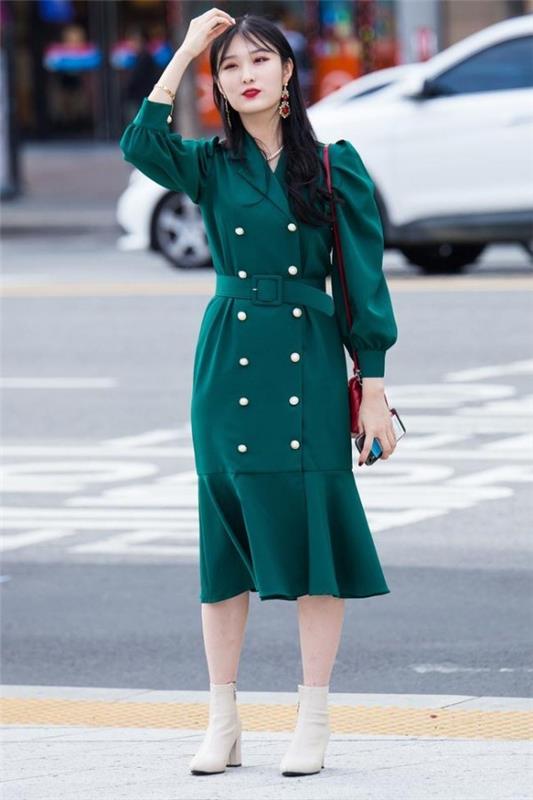 Longues robes vertes - street fashion Seoul Fashion Week