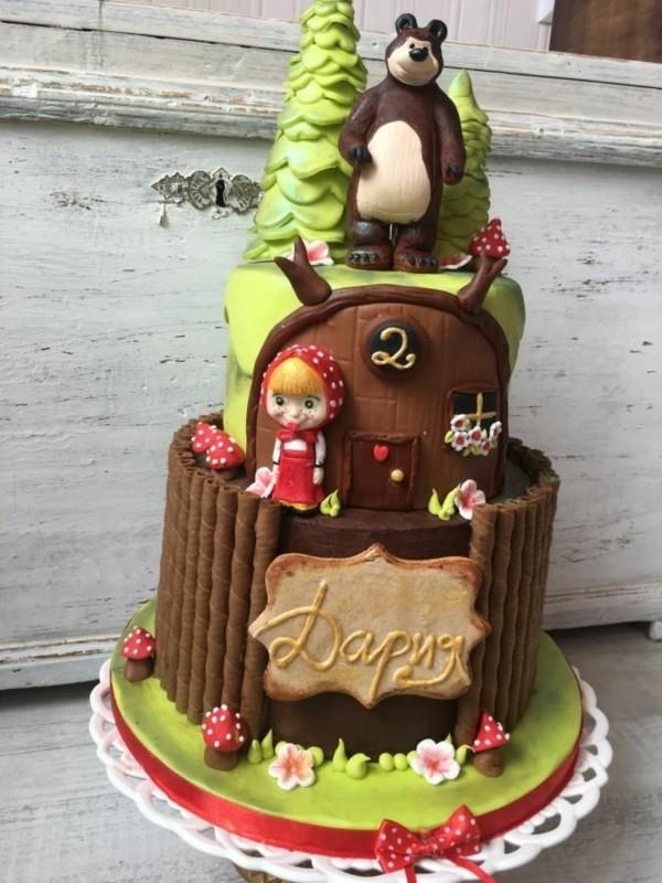 Ciasto Masza i Niedźwiedź Ciasto z Motywem Drzewa Urodzinowe dla Dzieci