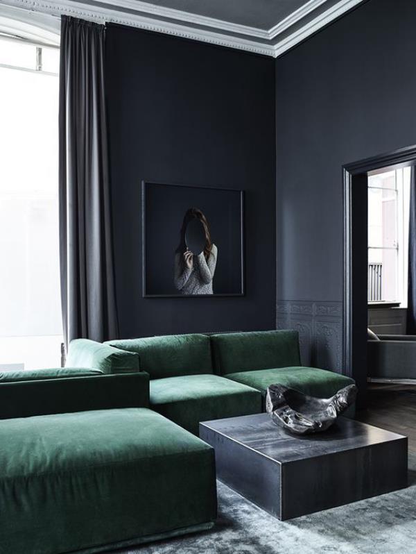 Męski i elegancki nowoczesny salon ciemne kolory szary szmaragdowo zielony materiały końcowe aksamitny marmur