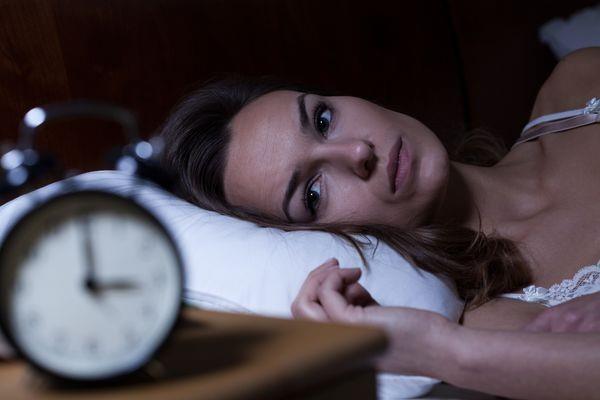 Ne pas dormir la nuit peut nécessiter une pause