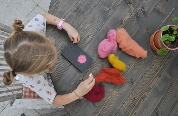 Feutrage humide Artisanat de feutrage avec des enfants feutrage de laine Projets de bricolage pour enfants