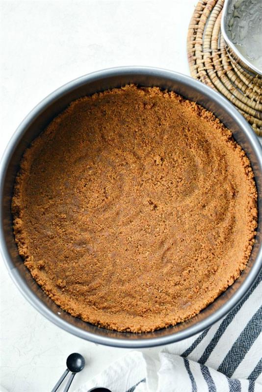 Recette de gâteau au fromage à la citrouille sans cuisson Fond de biscuit sans cuisson