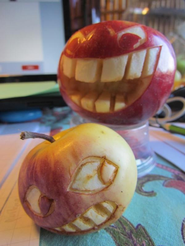 Visages d'art de pomme de sculpture décorative de fruit