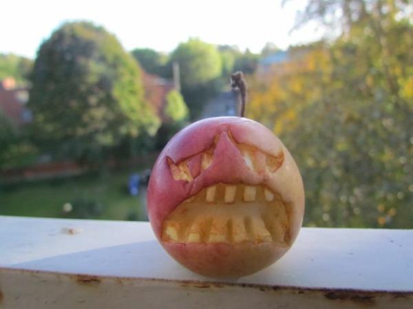 Dents d'art de pomme de sculpture décorative