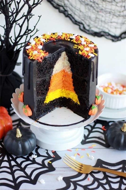 Pomarańcza w środku - tort na Halloween