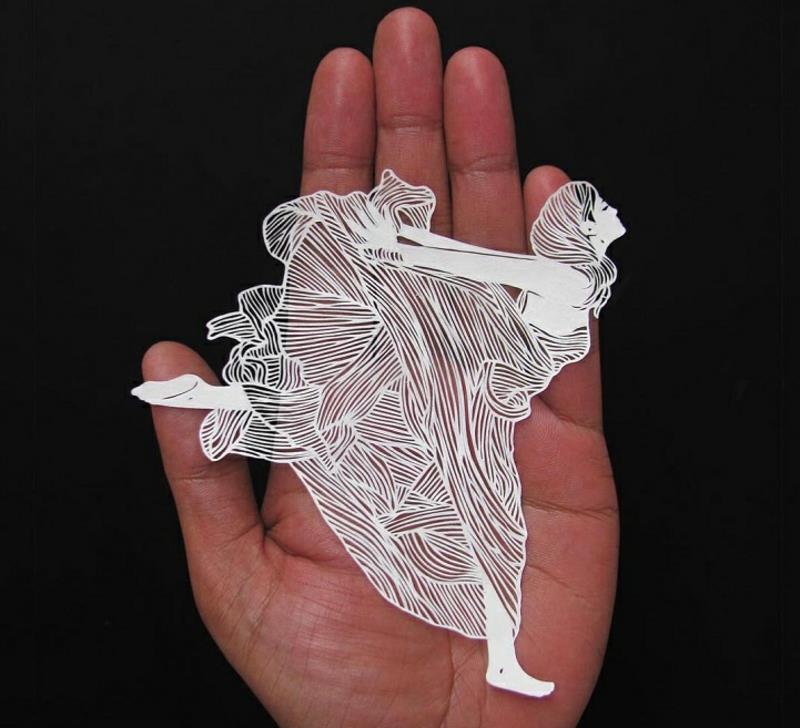 Parth Kothekar, danseuse d'art en papier