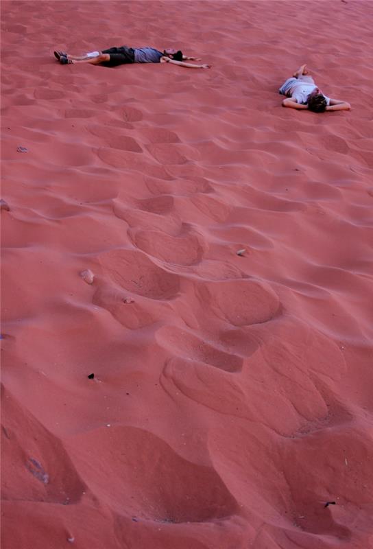 Petra Jordanie capitale dunes du désert de sable rouge