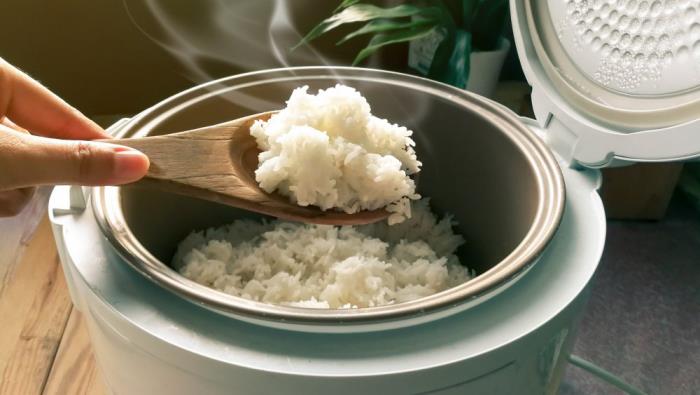 Régime riz Faites bien cuire le riz puis mangez et savourez