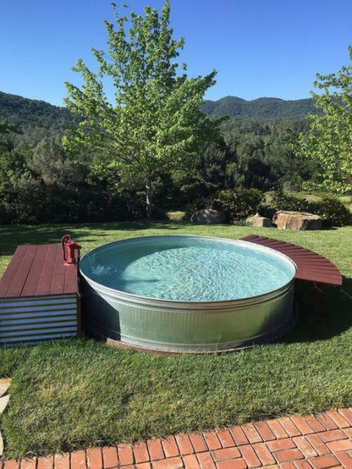 Okrągłe baseny ogrodowe stalowe baseny ścienne nieokryte jeszcze podczas instalacji?
