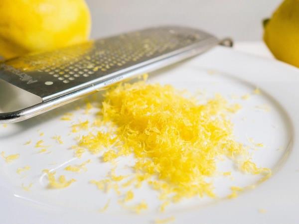 Substituts de sel Consommez moins de sel Zeste d'agrumes Zeste de citron