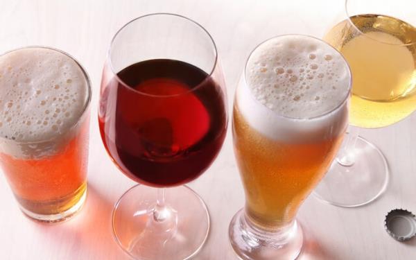 Substituts de sel Boire moins de sel avec de la bière et du vin