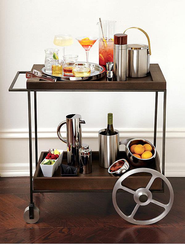 Idées de bar de maison chic pour votre maison chariot de bar en bois classique mobile utile