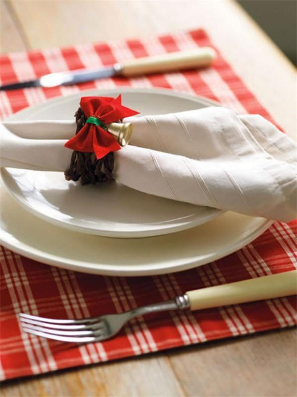 Anneaux de serviette Tinker pour Noël - idées élégantes et instructions pour une décoration de table festive ruban de décoration classique