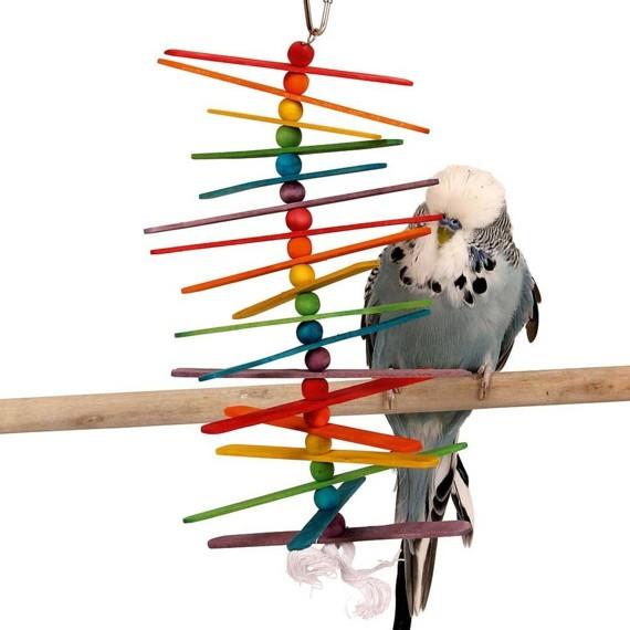 Zabawki dla papużek falistych robią własne pałeczki
