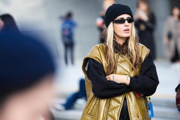 Street fashion - veste dorée - Seoul Fashion Week