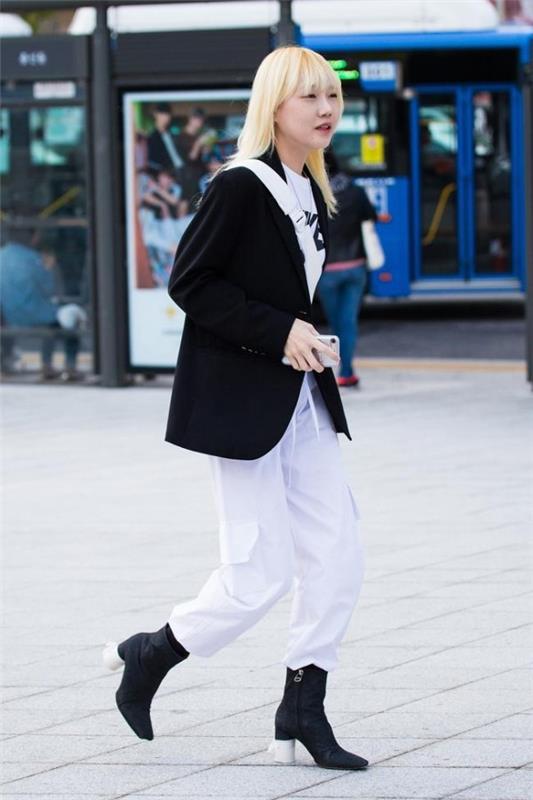 Mode de rue - robes longues de couleur blanche - style de rue