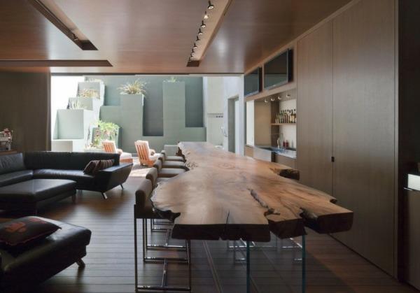 drewniany stół sufitowy duży stół wykonany z pnia drzewa