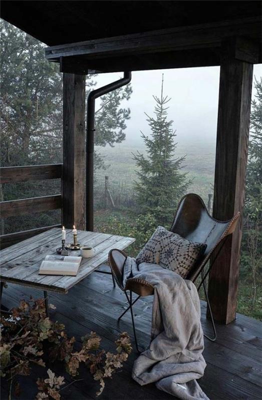 Maison de rêve - coin romantique dans la forêt