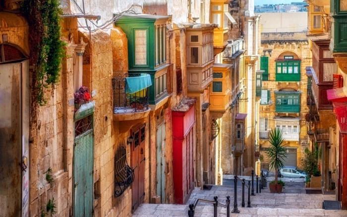Stare domy w Valletcie